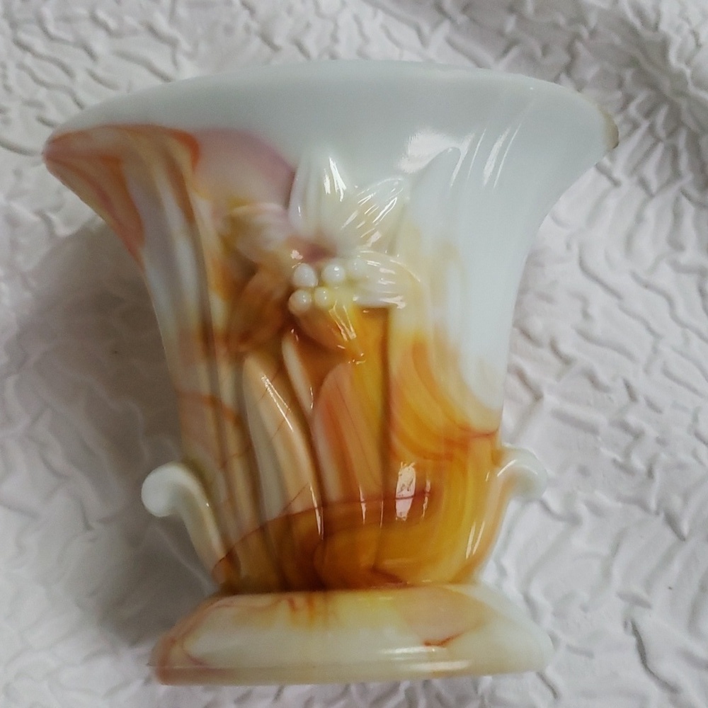 Small Akro Agate Lily Vase White and Orange Slag Depression Glass - Picture 1 of 16